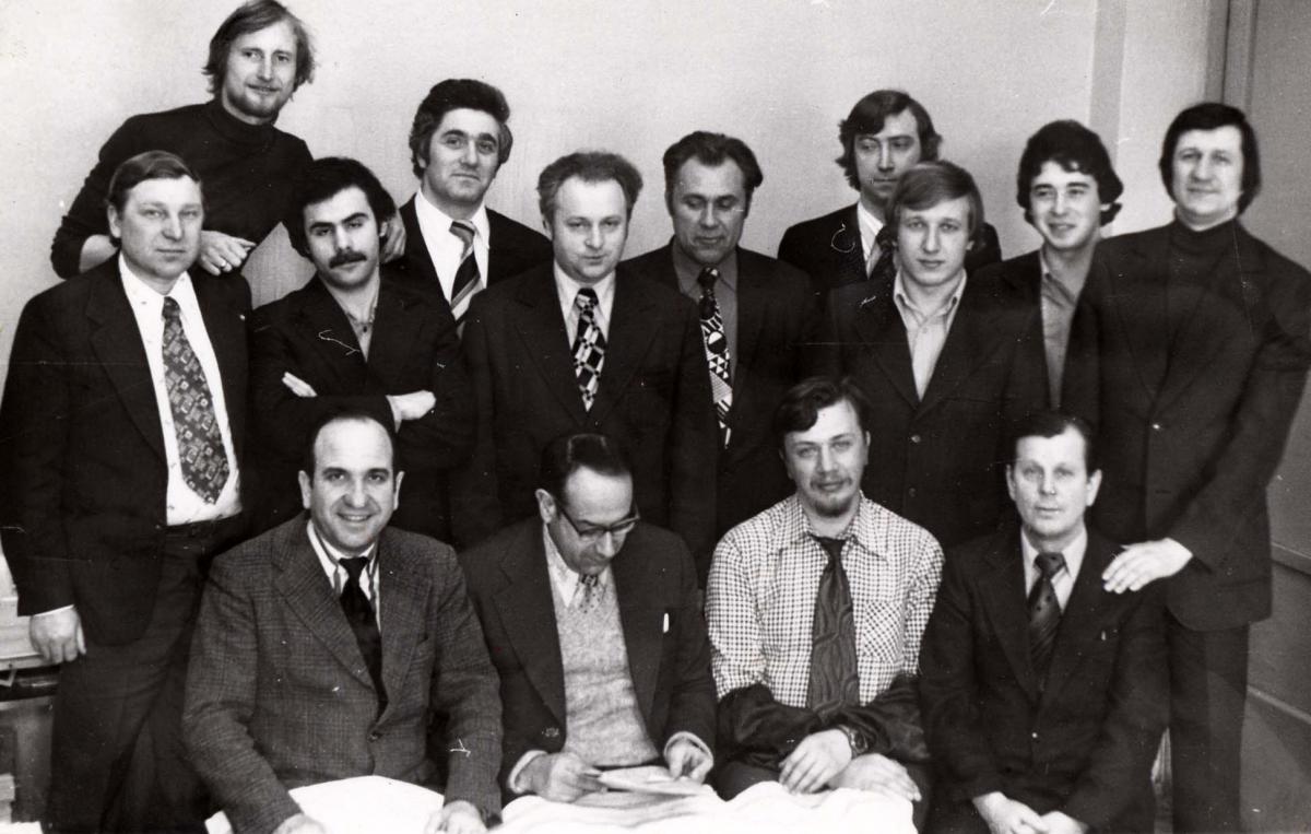 07-Сотрудники-ПКМ-1-23-февраля-1979-г.